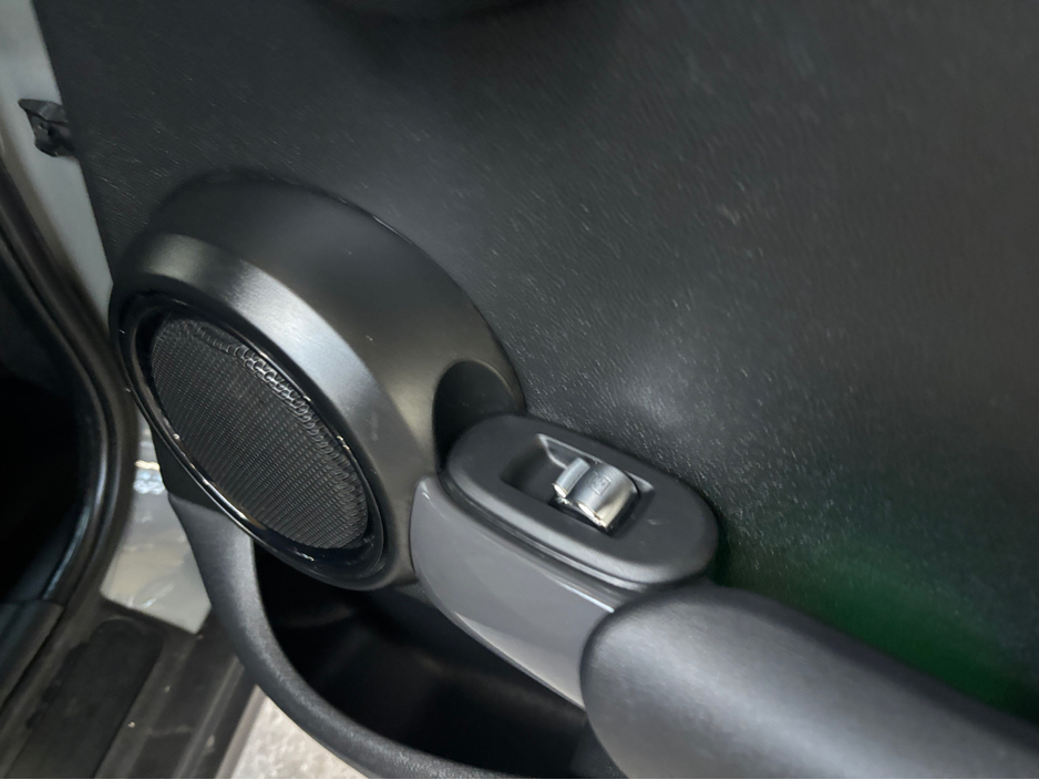 2020 MINI Hatch CLASSIC CLA5 4DR COOPER €18,750