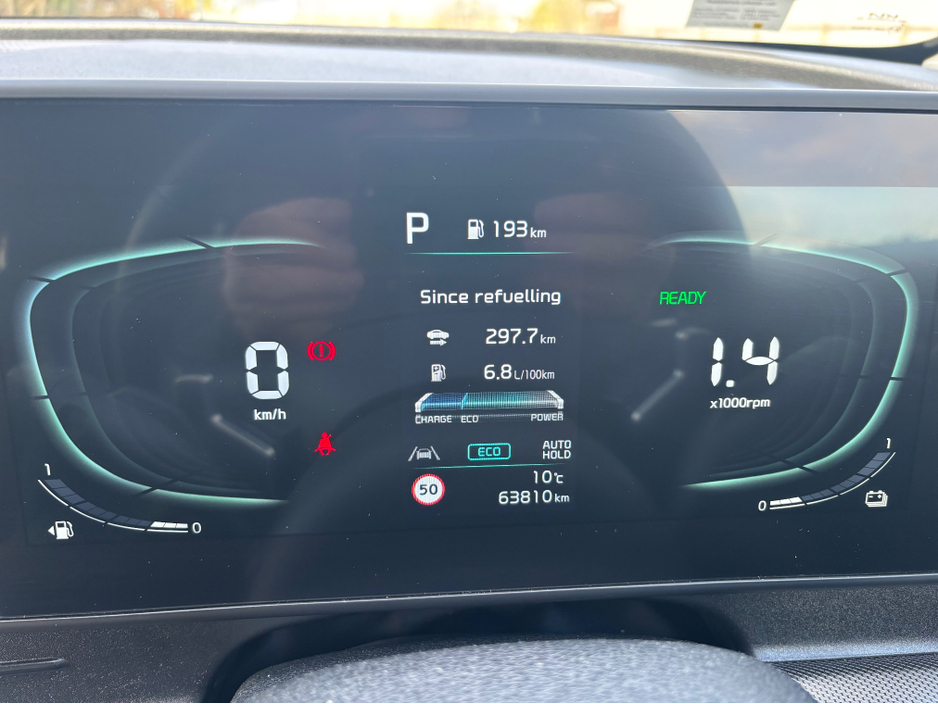 2023 Kia Sportage - image 8