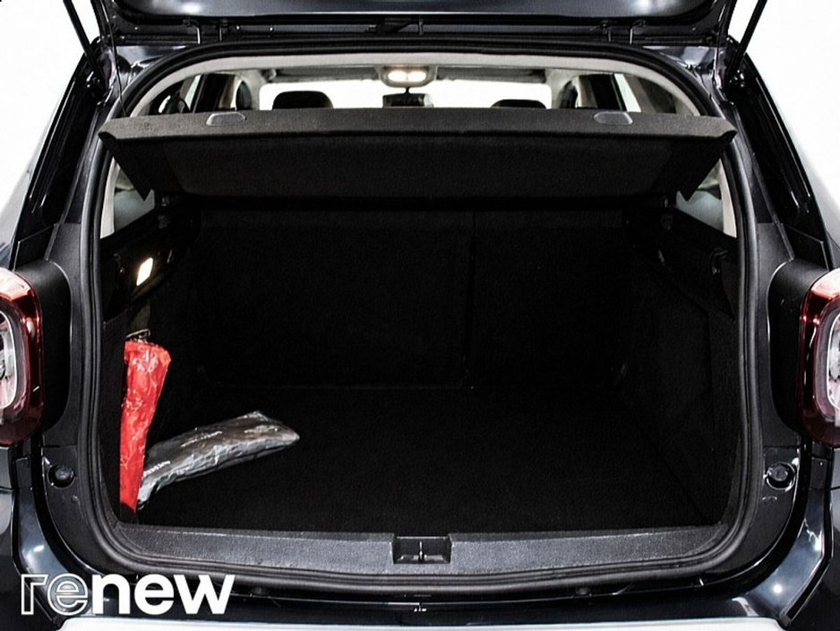 2020 Dacia Duster - image 12