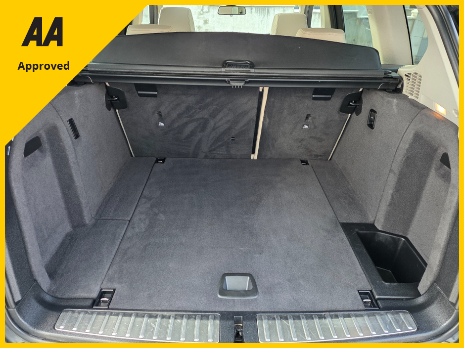 2017 BMW X3 - image 8