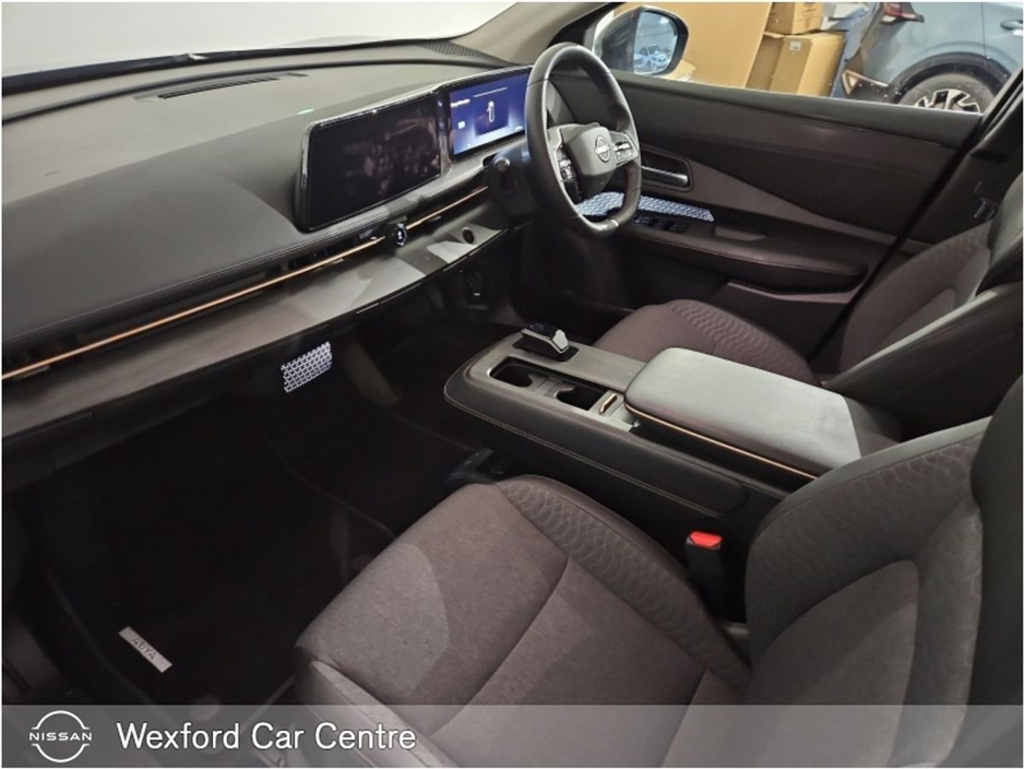 2025 Nissan Ariya - image 6