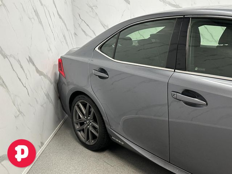 2017 Lexus IS 300 h 300 H 2.5 F Sport E-cvt S/S Auto - Straight Sale Discount €21,950