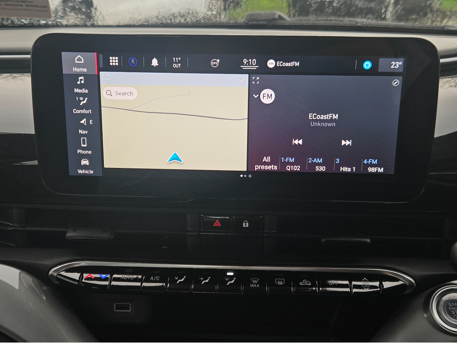 2025 Fiat 500e - image 7