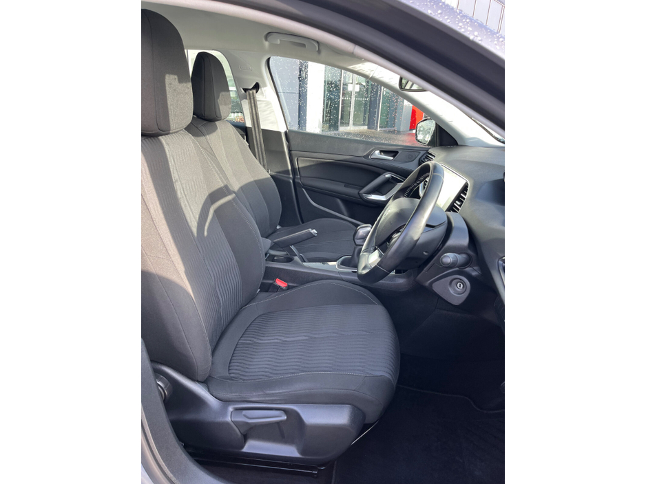 2018 Peugeot 308 1.6 BLUE HDI 100bhp Active