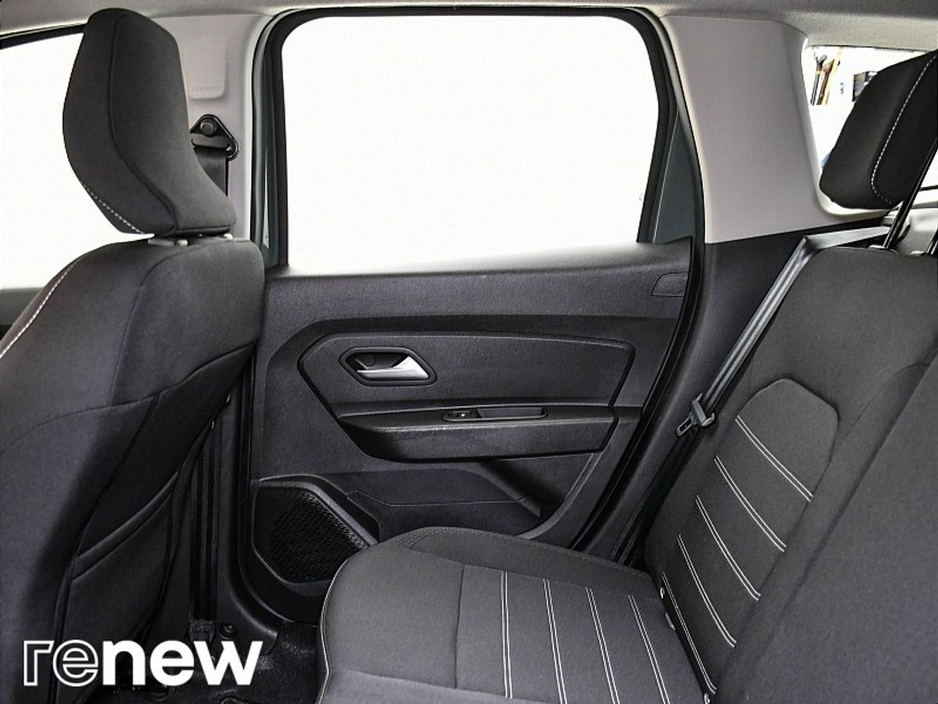 2023 Dacia Duster - image 11