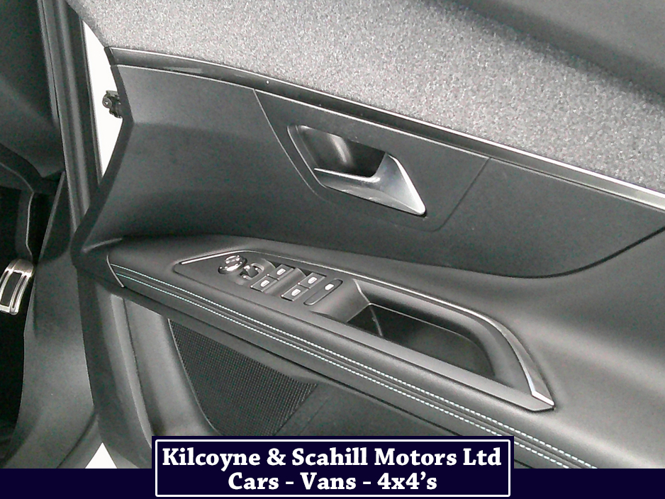 2023 Peugeot 3008 - image 22