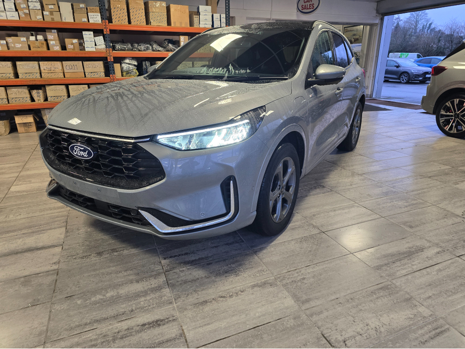 2025 Ford Kuga ST-LINE PHEV PAN ROOF €39,800