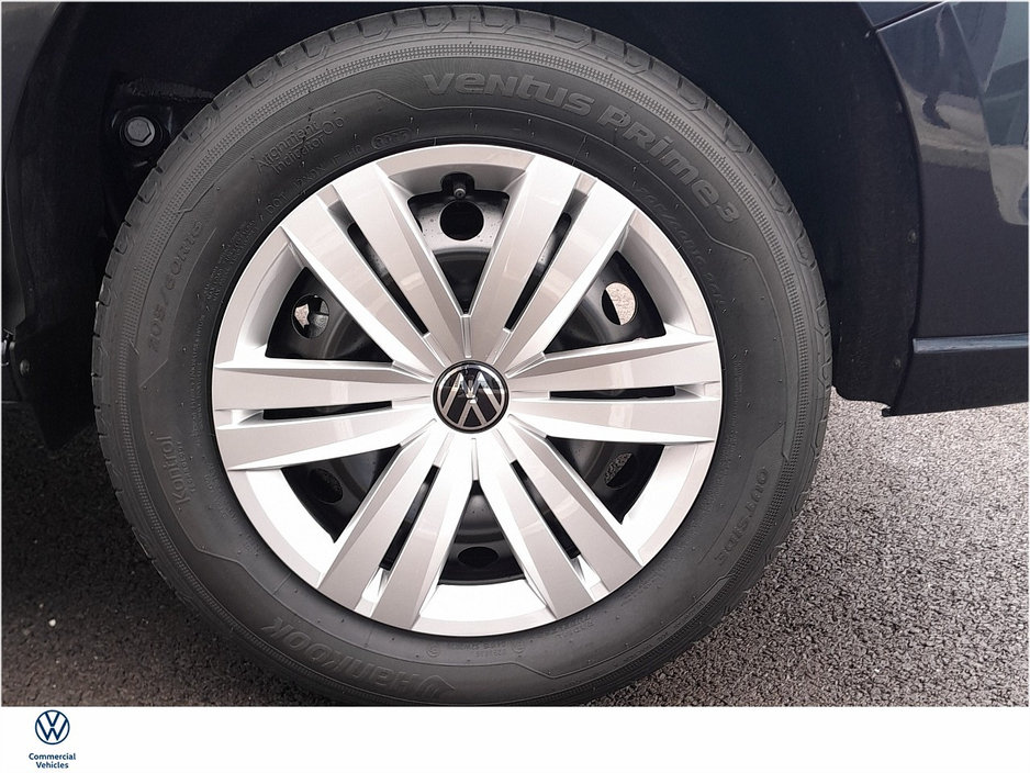 2025 Volkswagen Caddy - image 8