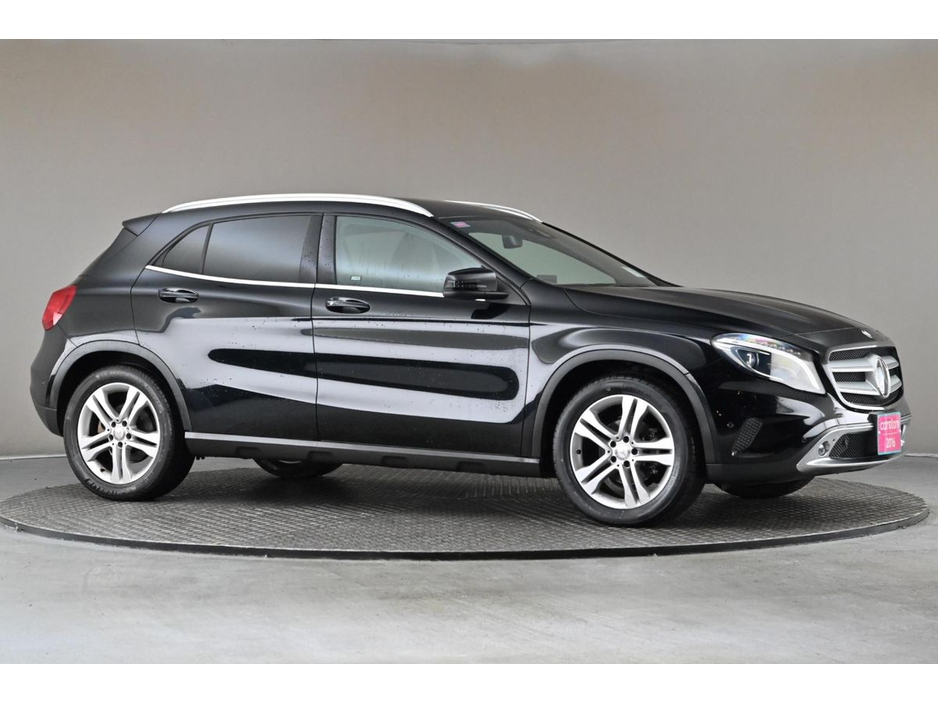 2016 Mercedes-Benz GLA Class GLA 180*FULL TAN MEMO LEATHER SEATS*REVERSE CAM*PARK SENSORS* €19,890