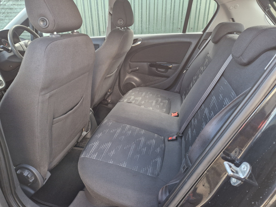 2014 Opel Corsa - image 15