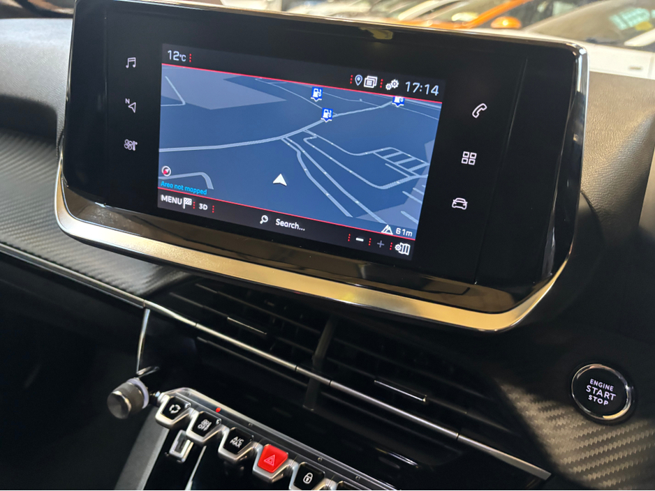 2023 Peugeot 2008 - image 15