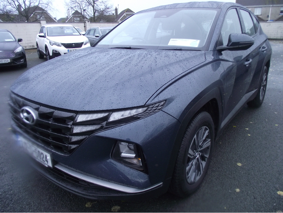 2021 Hyundai Tucson - image 2