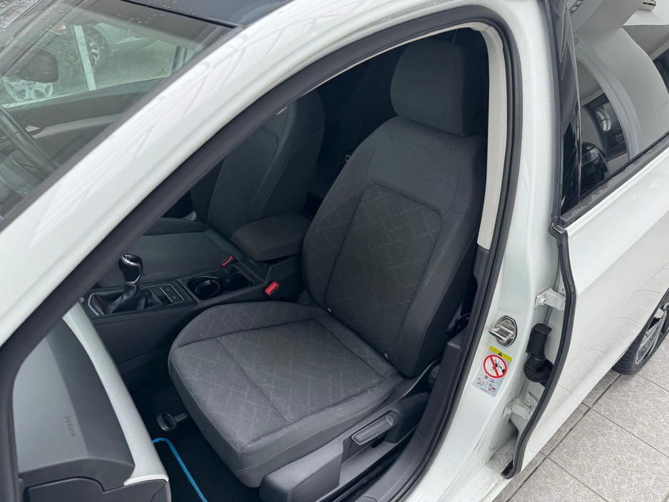 2020 Volkswagen Golf LIFE TSI €21,950