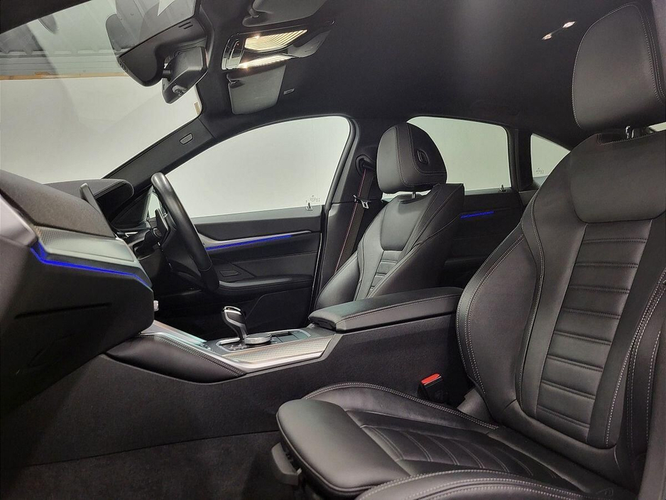 2023 BMW 4 Series - image 7