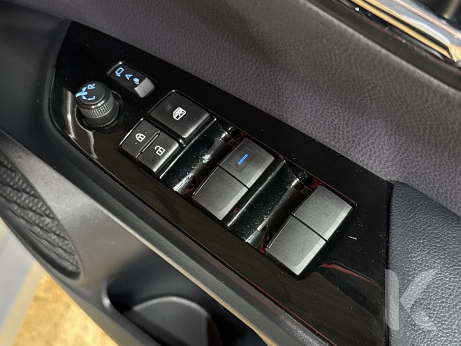 2021 Toyota Prius HYBRID 1.8L AUTOMATIC - REVERSE CAMERA - CRUISE CONTROL - FACTORY ALLOY WHEELS - PARKING SENSORS €20,950