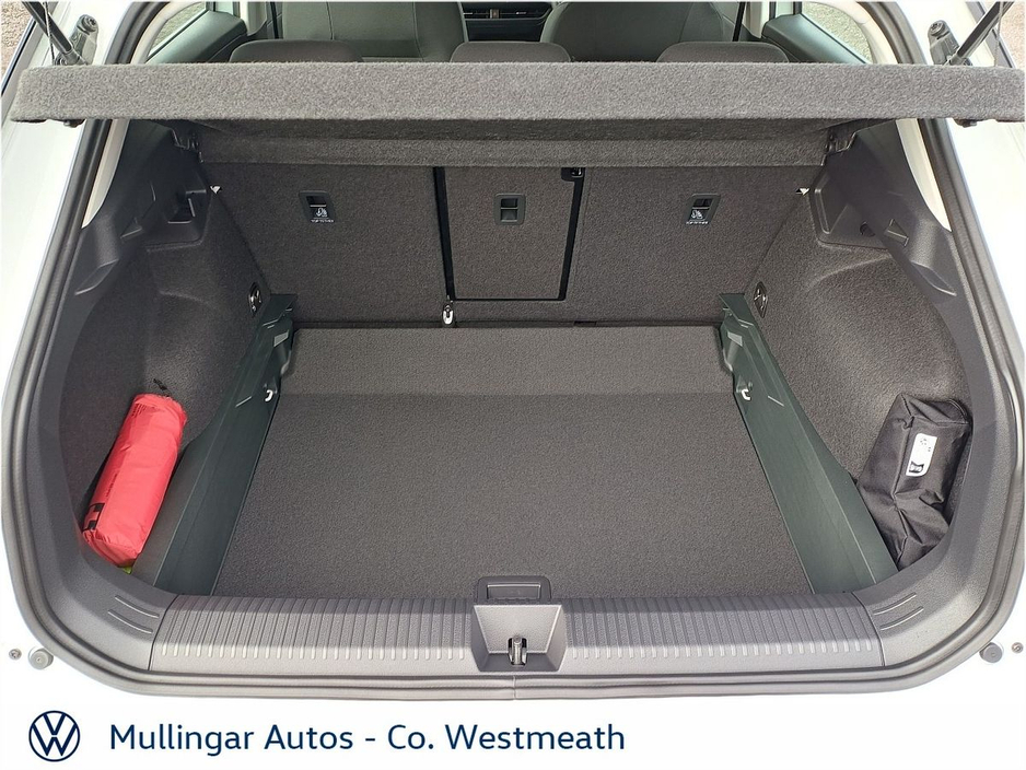 2026 Volkswagen T-Roc - image 9