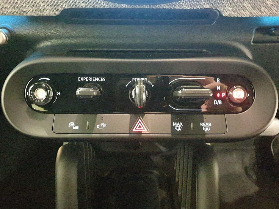 2025 MINI Hatch Cooper E €29,950