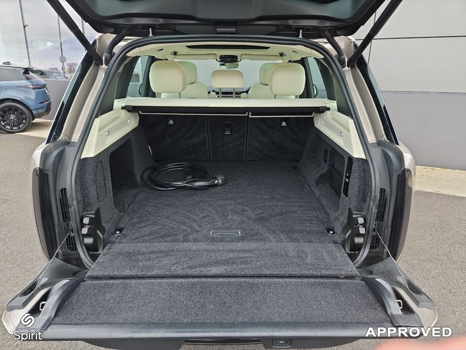 2023 Land Rover Range Rover - image 13