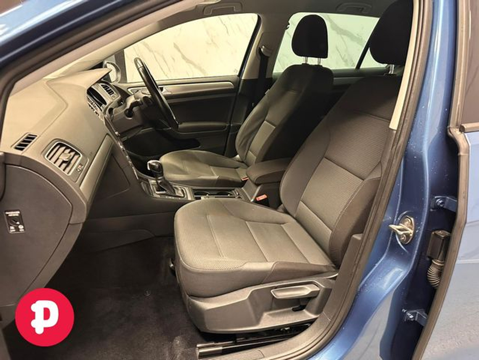 2016 Volkswagen Golf - image 16