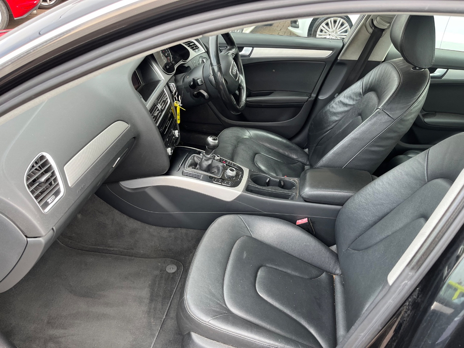 2012 Audi A4 - image 6