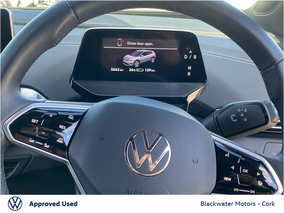 2025 Volkswagen ID.4 - image 15