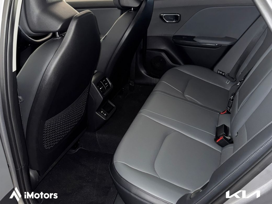 2026 Kia K4 - image 13