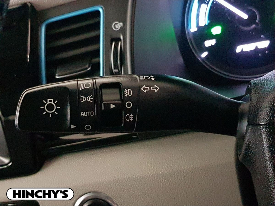2018 Kia Niro - image 21