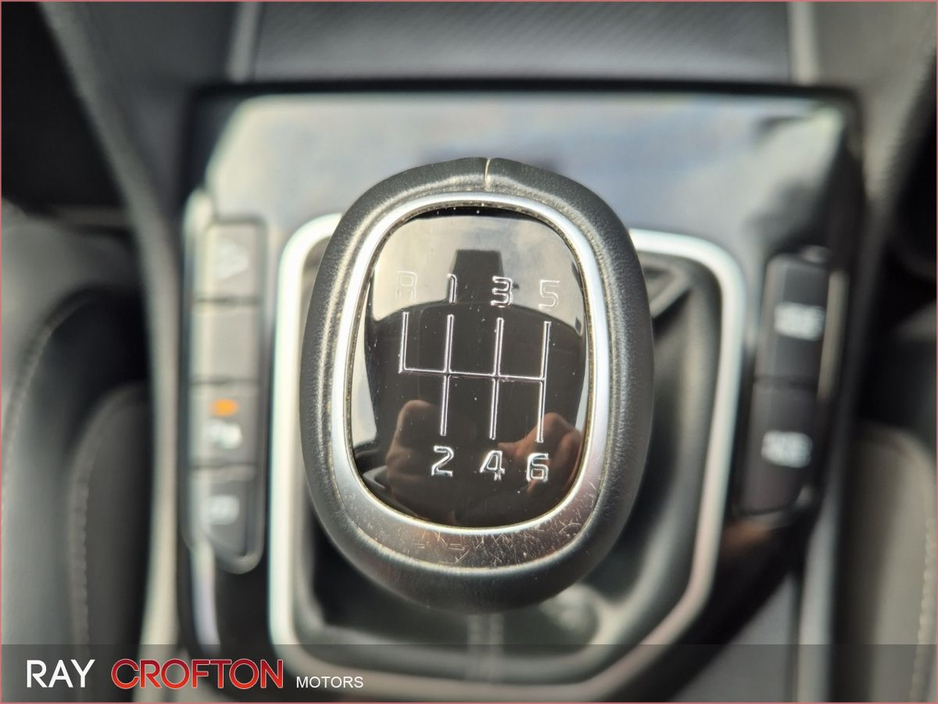 2022 Kia Sportage - image 9