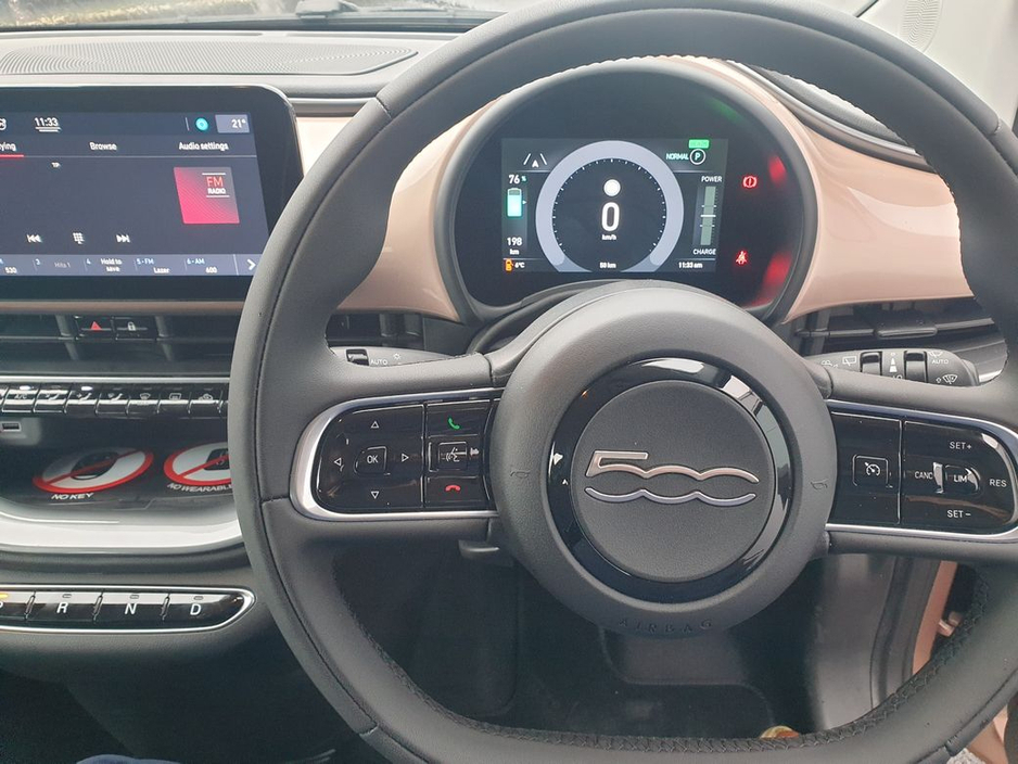 2025 Fiat 500 Icon 42kWh (320Kms WLTP Range) €19,950