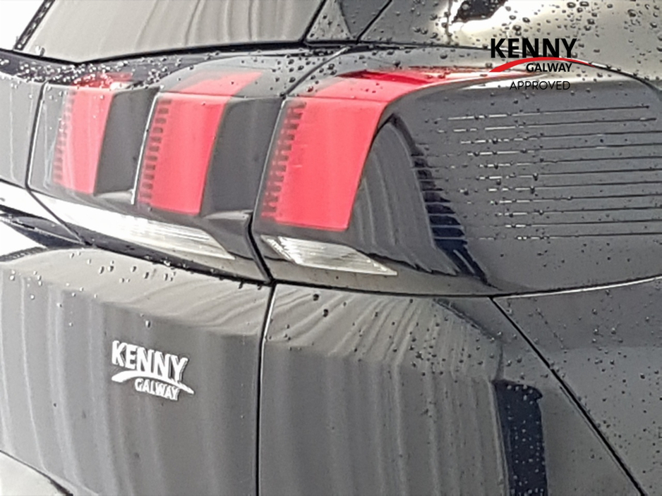 2024 Peugeot 5008 - image 17