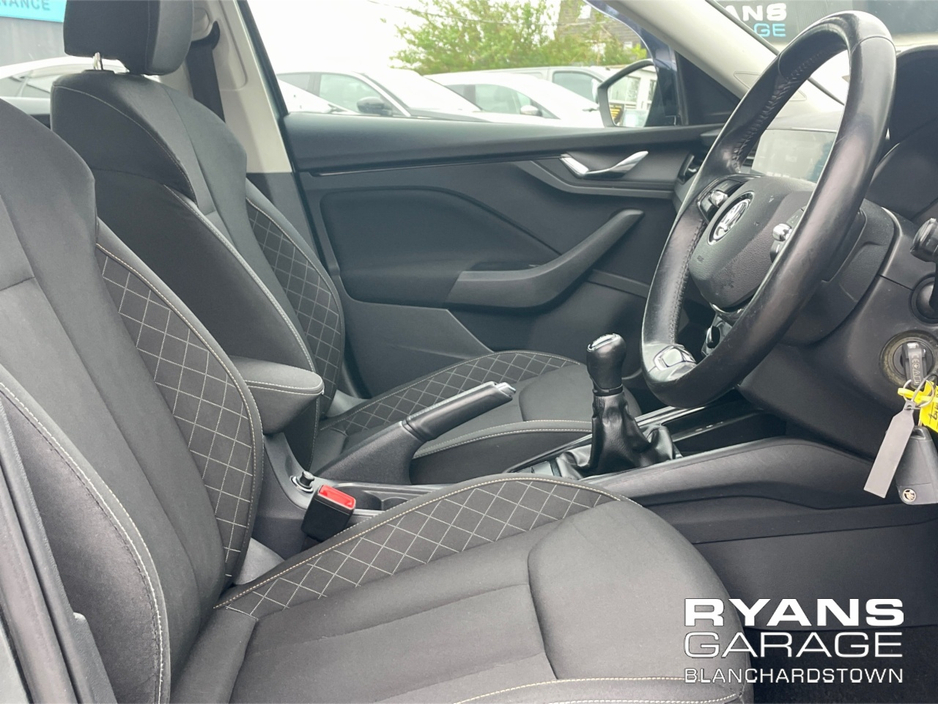 2021 Skoda Kamiq - image 13