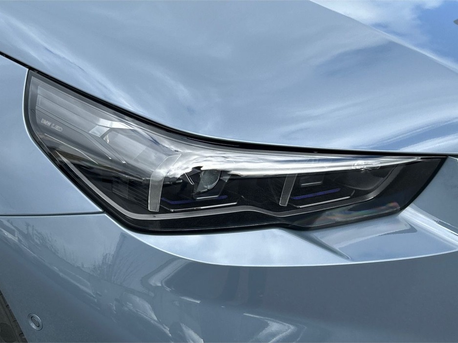 2026 BMW M5 - image 18