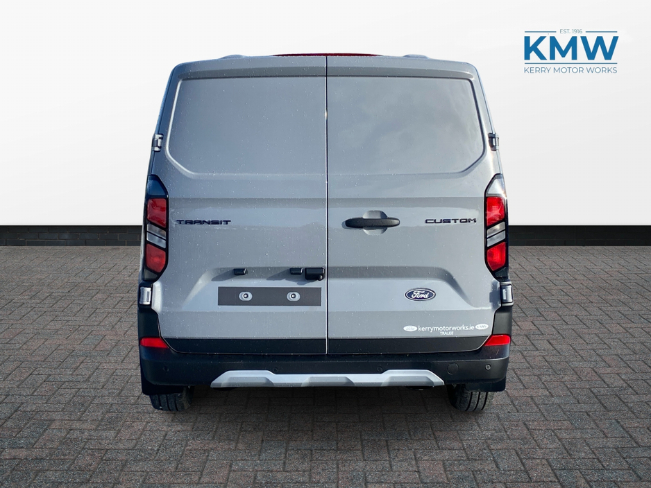 2026 Ford Transit Custom - image 3