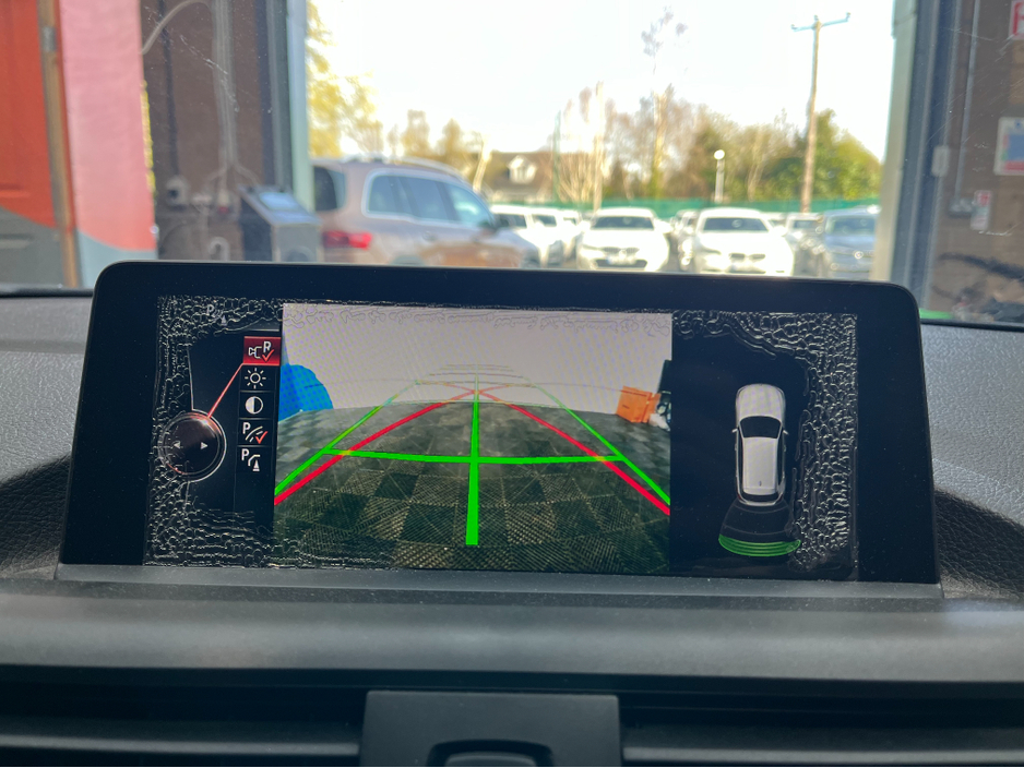 2015 BMW 1 Series - image 18