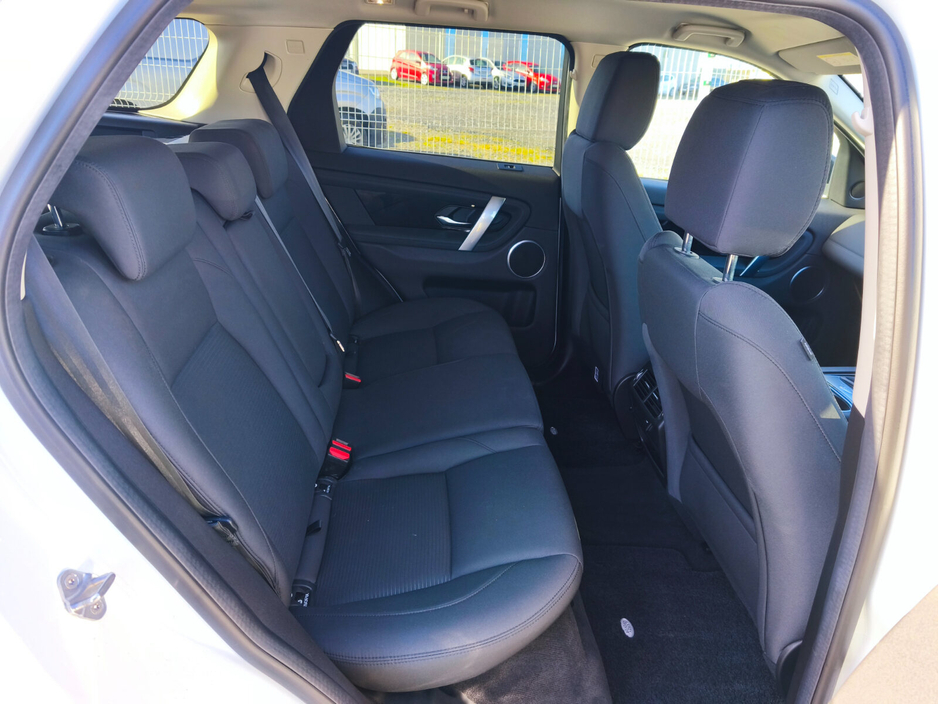 2020 Land Rover Discovery Sport - image 11