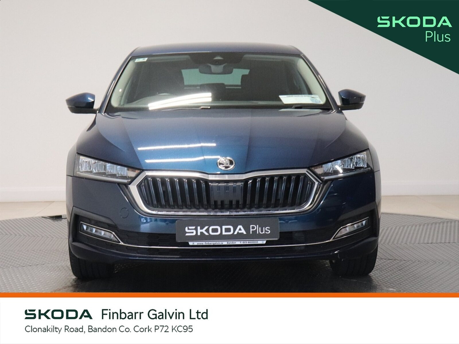 2023 Skoda Octavia - image 12