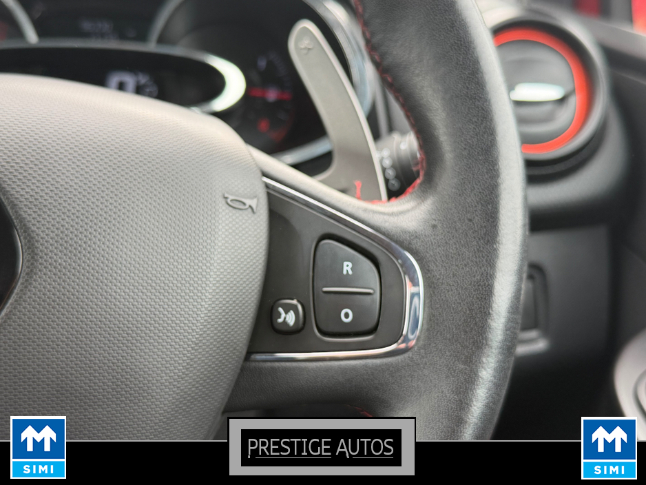 2014 Renault Clio - image 17