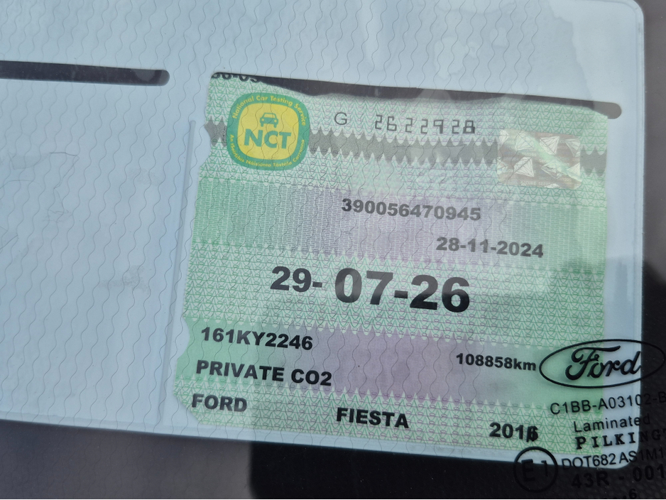 2016 Ford Fiesta - image 7