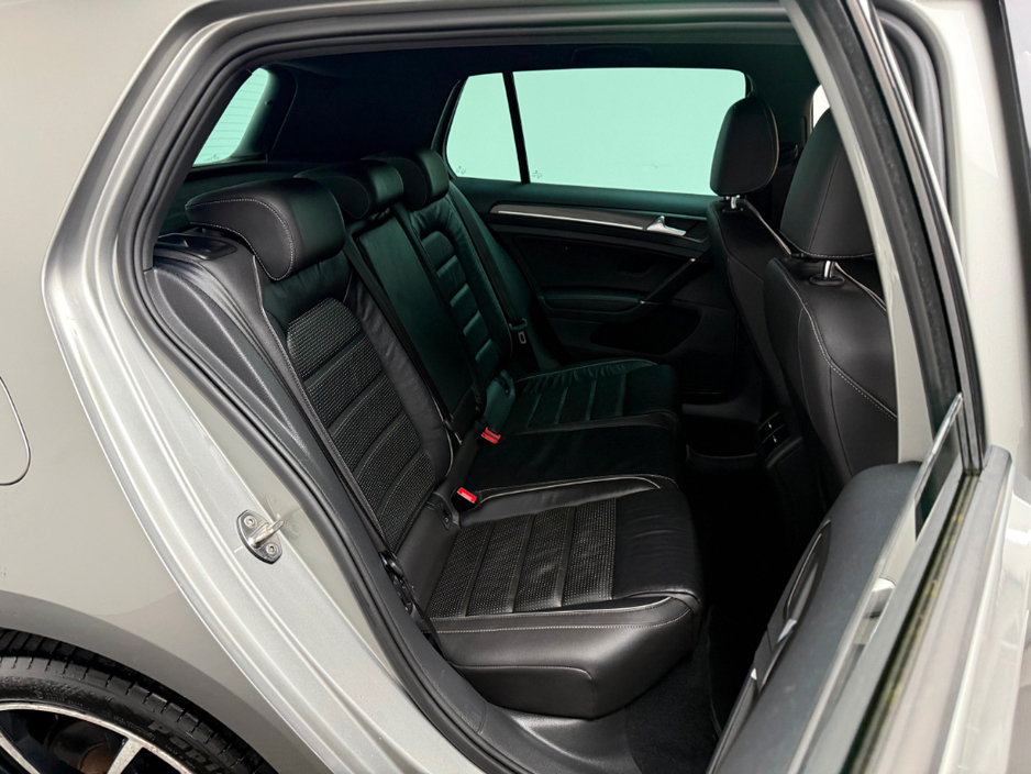 2018 Volkswagen Golf - image 13