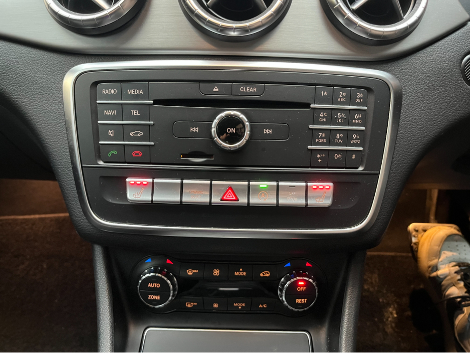 2018 Mercedes-Benz CLA Class €21950 2018 MERCEDES-BENZ CLA180 1.6 AUTOMATIC / CRUISE CONTROL / REVERSE CAMERA / ELECTRIC MEMORY & HEATED SEATS / PADDLE SHIFTERS AND MORE €21,950