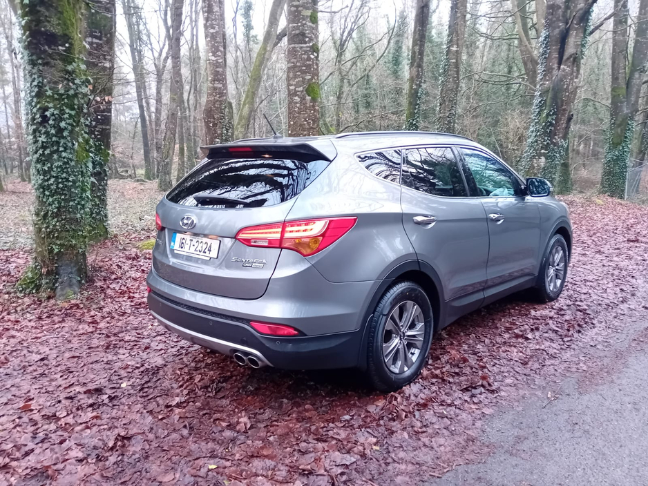 2016 Hyundai Santa Fe EXECUTIVE 4 WD 7 SEATER  SUV @ REDDY 2 DRIVE LTD €9,500