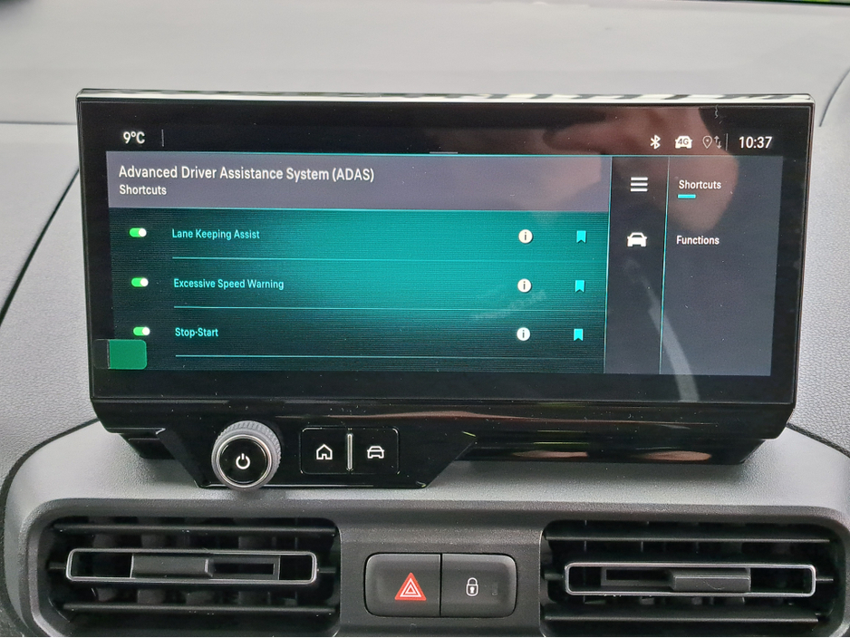 2026 Opel Combo KOMFORT  L1H1 1.5TD 100BHP  **LED HEADLIGTS** €21,098