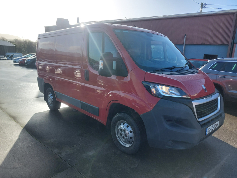 2016 Peugeot Boxer - image 2
