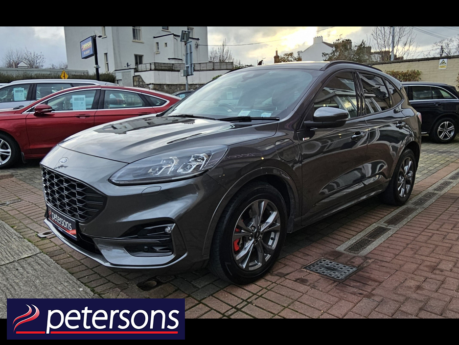 2020 Ford Kuga - image 4