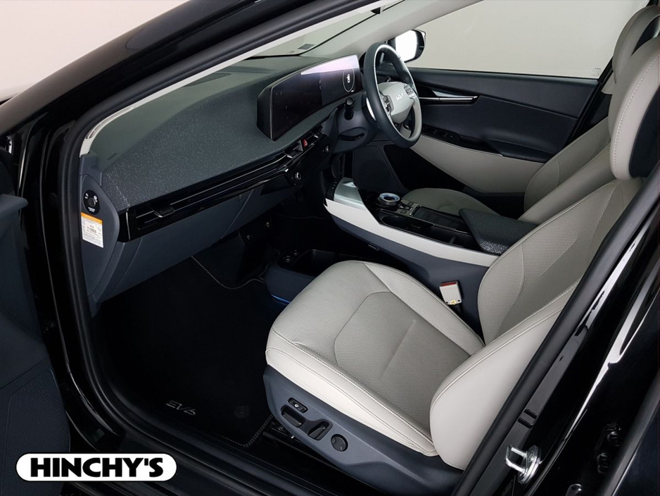 2022 Kia EV6 - image 4