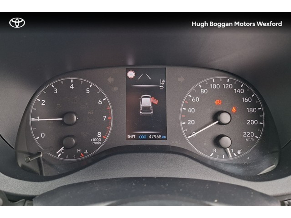 2021 Toyota Yaris - image 19