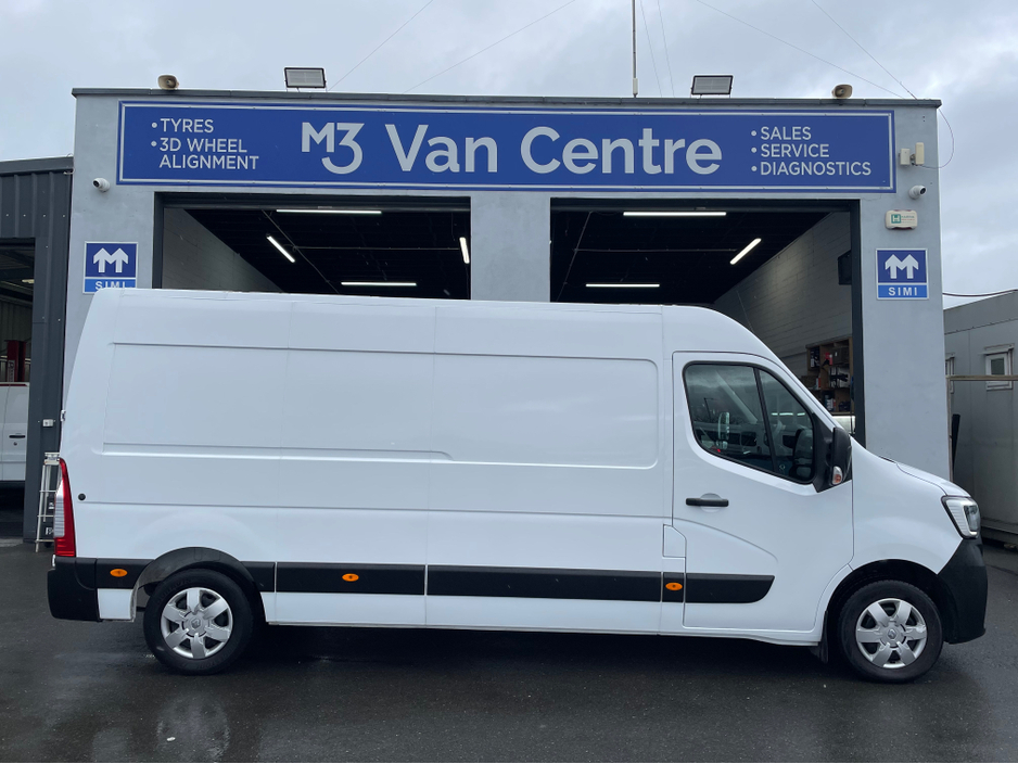 2023 Renault Master 2023  RENAULT MASTER FWD LM35 BLUE DCI 135 B