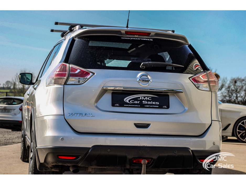 2017 Nissan X-Trail - image 9