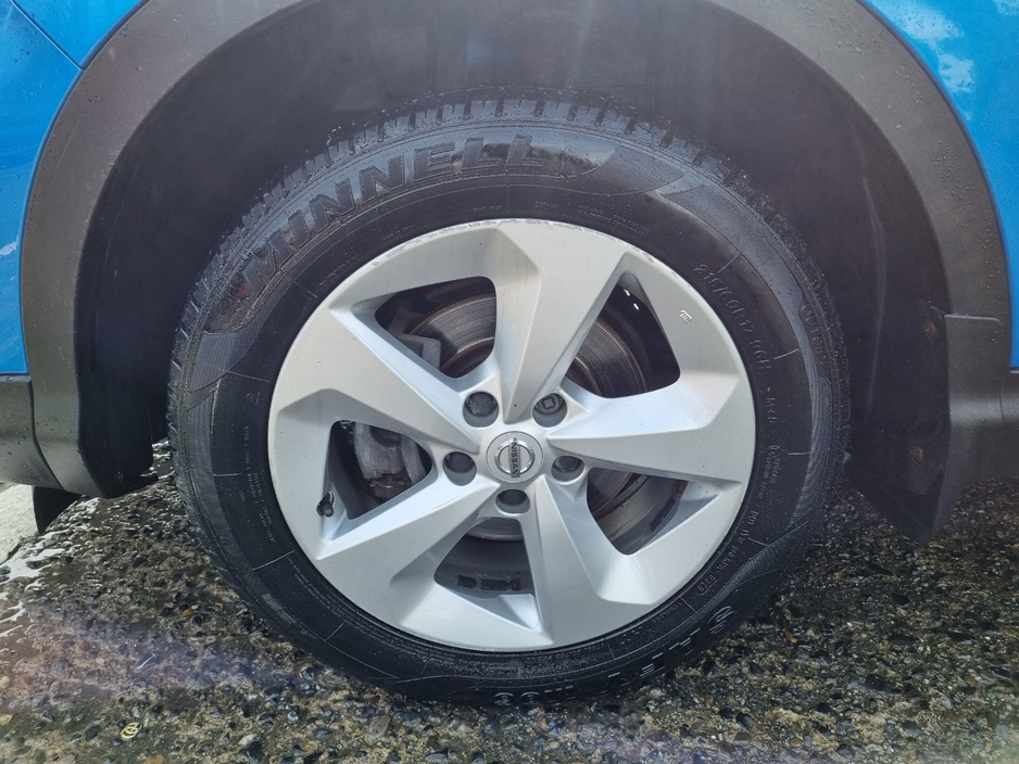 2017 Nissan Qashqai - image 7