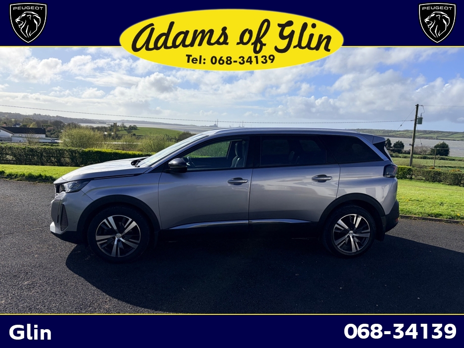 2022 Peugeot 5008 - image 11